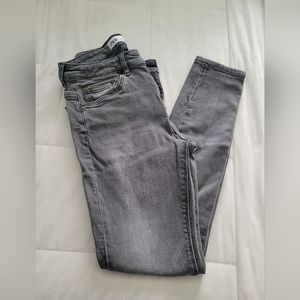 Zara jeans